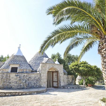 I Trulli Del Ciliegio Con Giardino By Wonderful Italy Villa Ostuni Exteriör bild