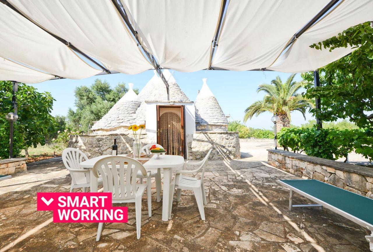I Trulli Del Ciliegio Con Giardino By Wonderful Italy Villa Ostuni Exteriör bild