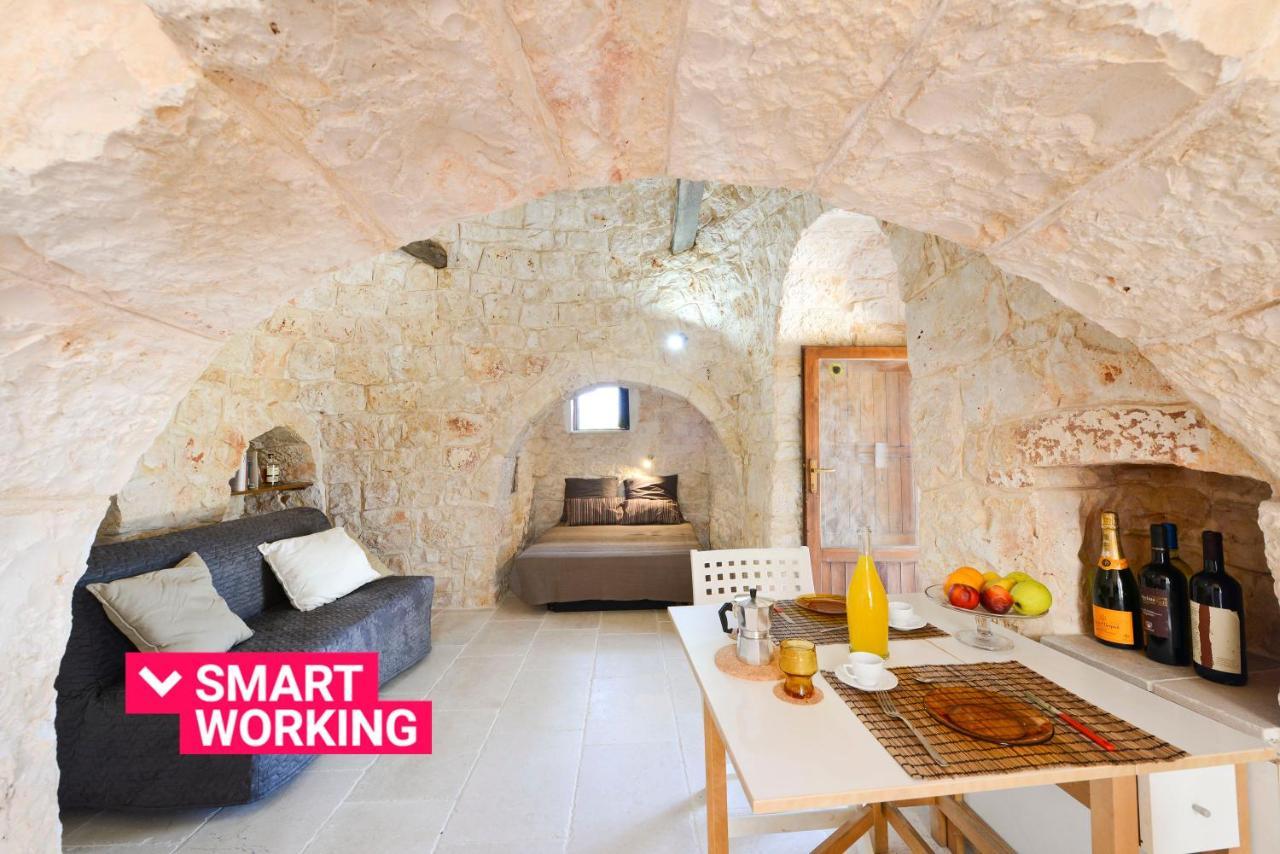 I Trulli Del Ciliegio Con Giardino By Wonderful Italy Villa Ostuni Exteriör bild
